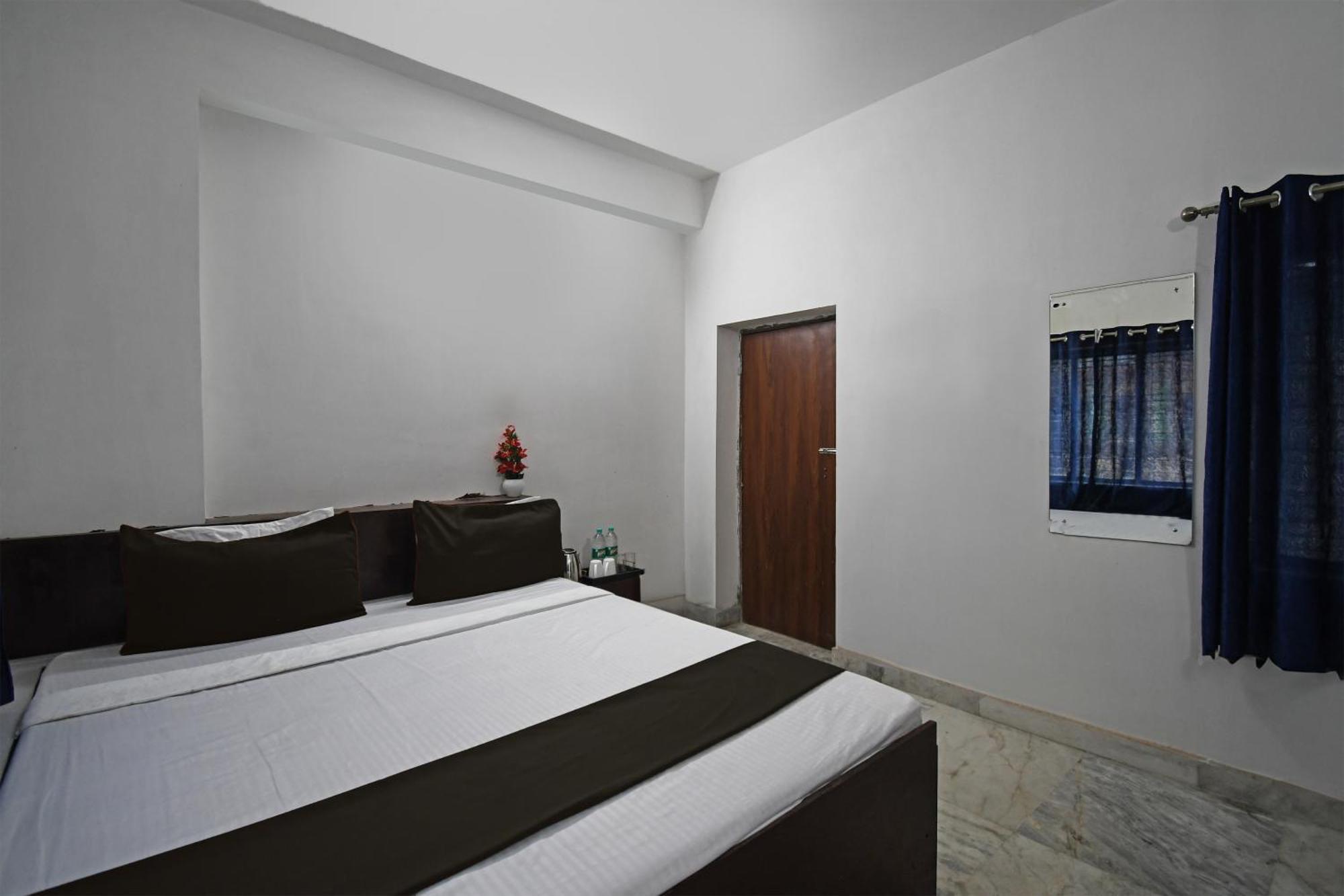 Oyo Hotel Chinar Park Calcutta Exteriör bild