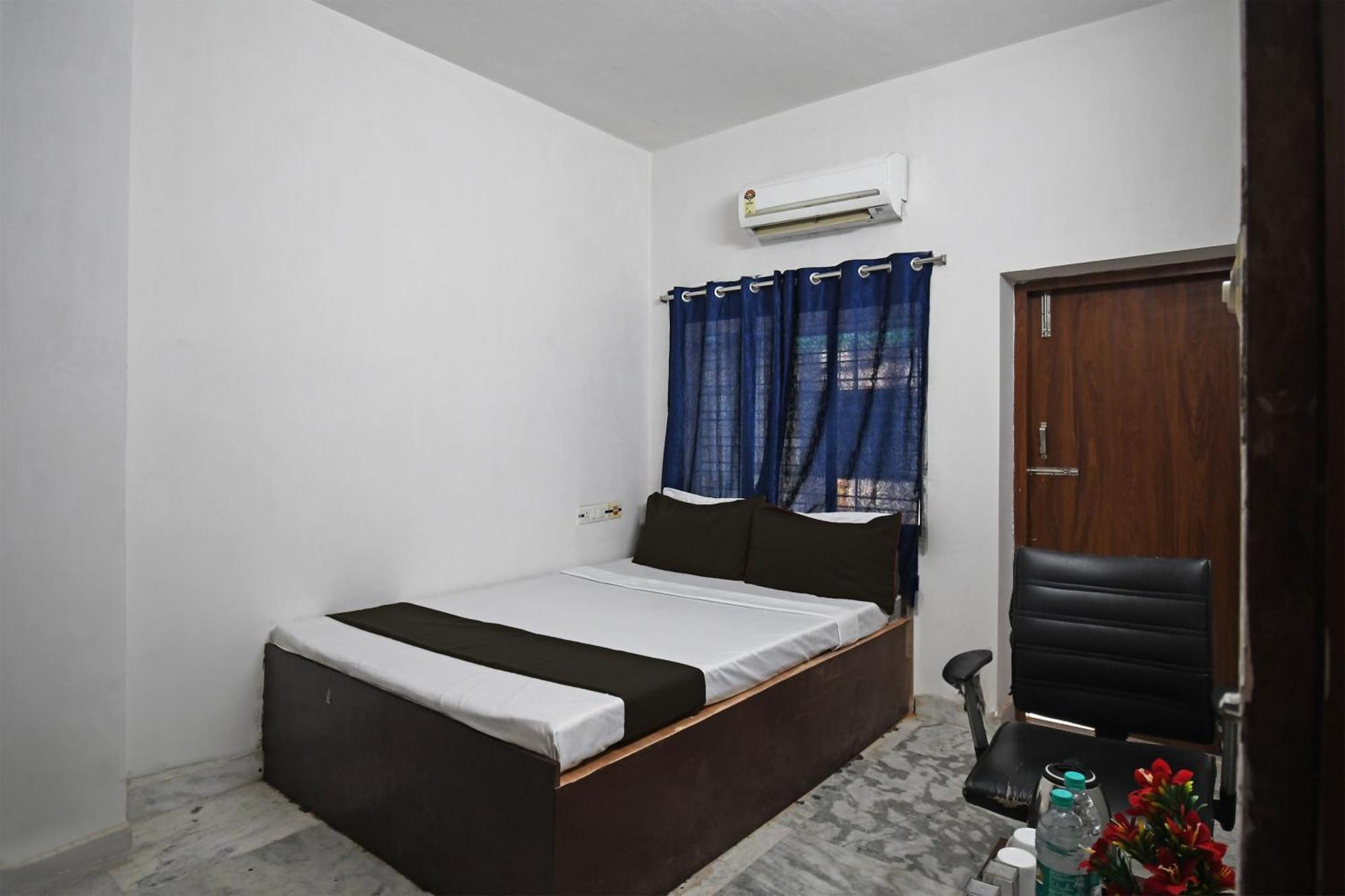 Oyo Hotel Chinar Park Calcutta Exteriör bild